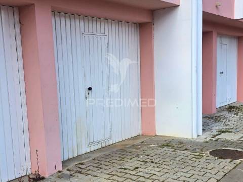 Garagem - centro de grândola