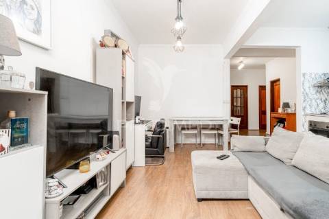 T3 com terraço amora-seixal