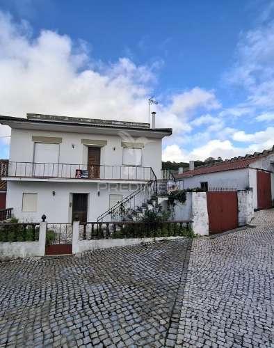 Moradia bi-familiar t5 à venda | aljubarrota – alcobaça