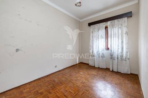 Moradia bi-familiar t5 à venda | aljubarrota – alcobaça