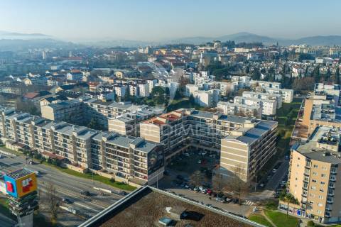 Apartamento t3 para venda na rua dos congregados.