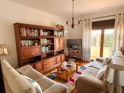 Apartamento t3 com vista mar