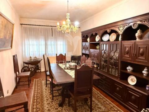Apartamento t3 com vista mar
