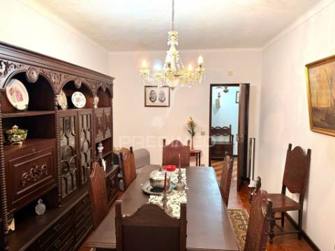 Apartamento t3 com vista mar