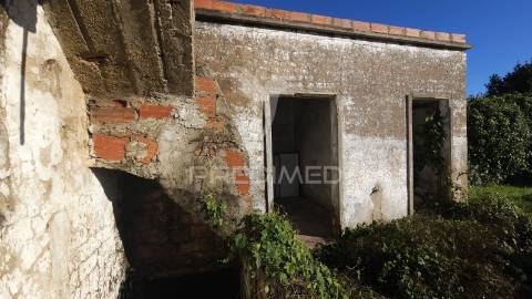 Moradia no centro da aldeia de são marcos da serra, algarve