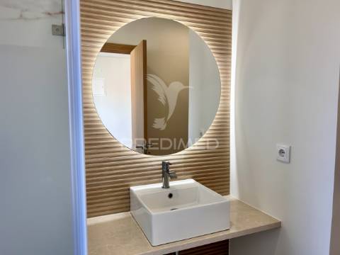 Duplex t4 a estrear com terraço em queluz de baixo, oeiras