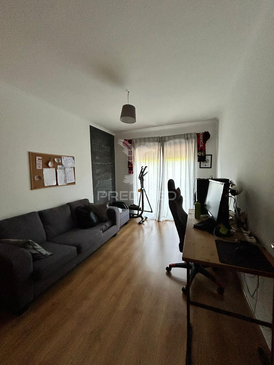 Apartamento t3 moderno com garagem em constância