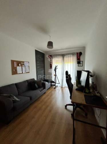 Apartamento t3 moderno com garagem em constância