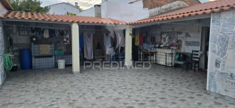 Moradia t3 em sousel