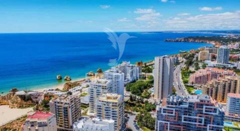 Apartamento t2 com garagem e vista mar, praia da rocha