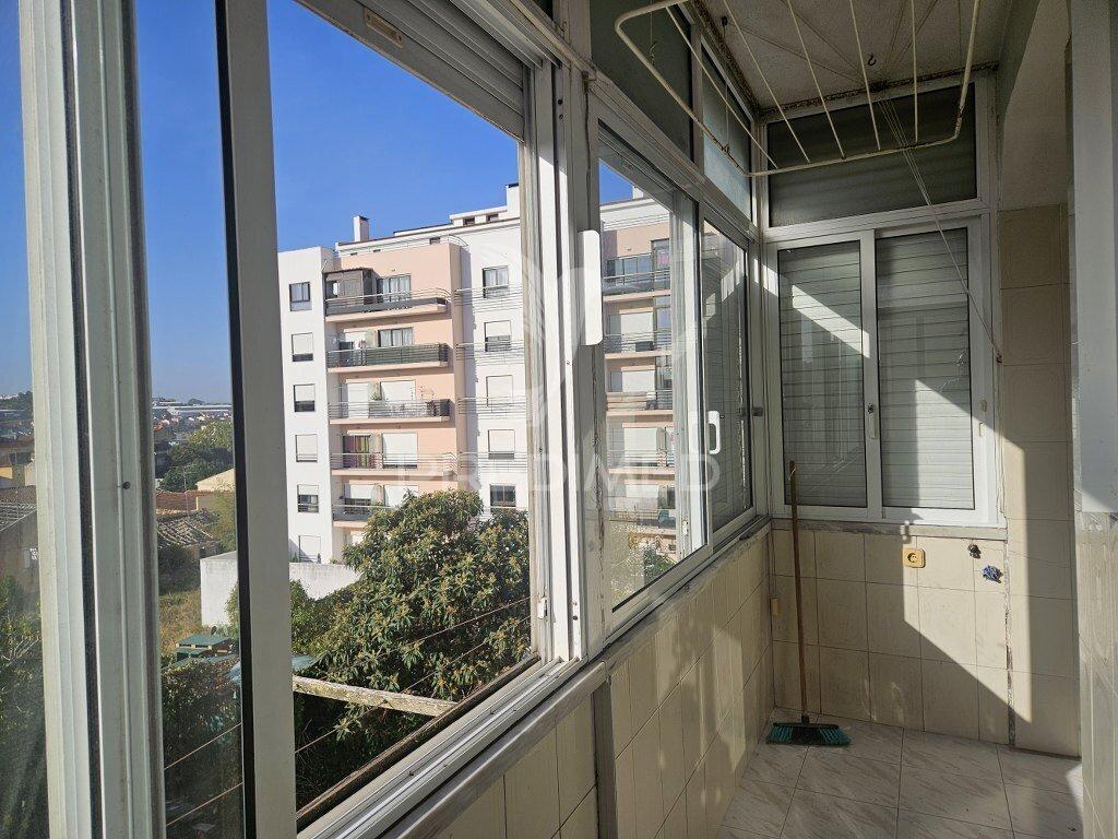 Apartamento t2 em agualva,