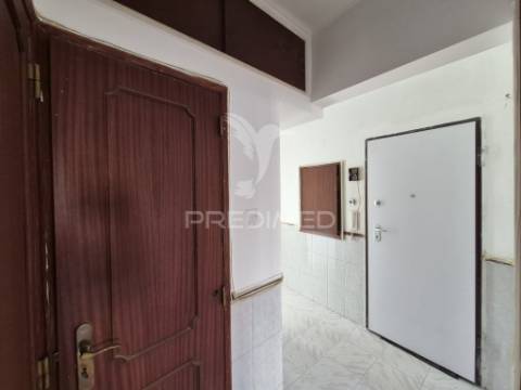 Apartamento t2 em agualva,