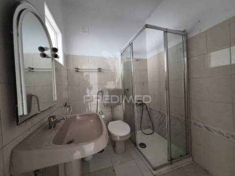 Apartamento t2 em agualva,