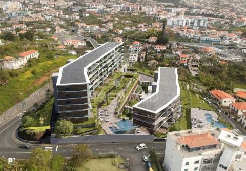 Vendo t2  no edificio the place vista unica e defenitiva porto e anfiteatro do funchal
