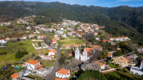 Terreno nos prazeres para construção