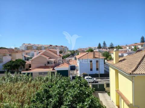 Moradia t3+3 em madorna, cascais