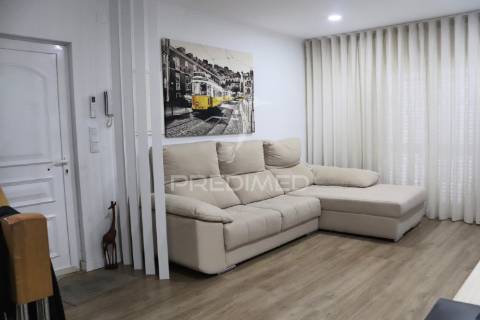 Moradia t4 +1