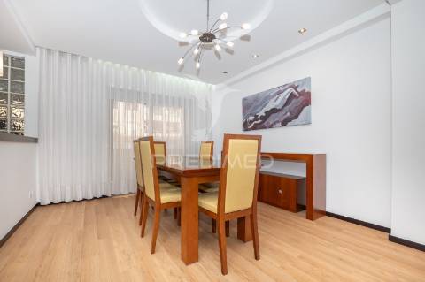 Apartamento t3 - lamaçães