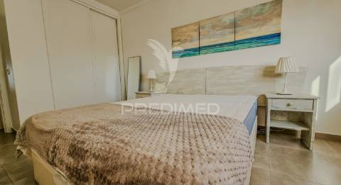 Apartamento t2 com piscina e vista mar , praia da rocha