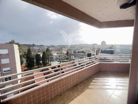 T4 centro de v n famalicão