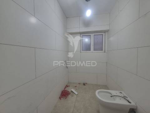 Apartamento t2 em póvoa de santo adrião, odivelas