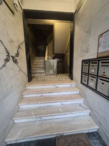 Apartamento t2 em póvoa de santo adrião, odivelas