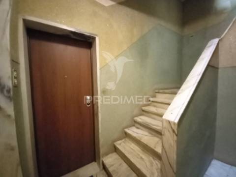 Apartamento t2 em póvoa de santo adrião, odivelas