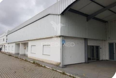 Edifício industrial à venda – zona industrial de muge
