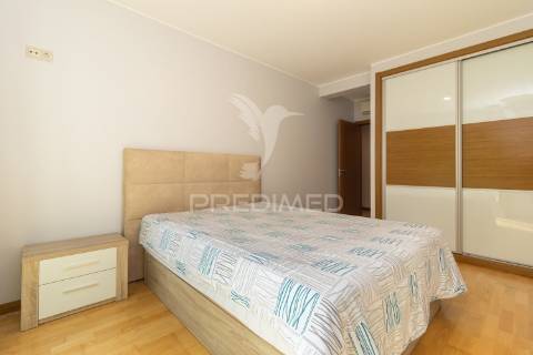 Apartamento t3 com parqueamento . montijo