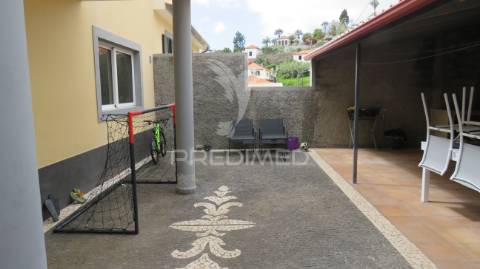 Moradia t4 vista definitiva porto do funchal.
