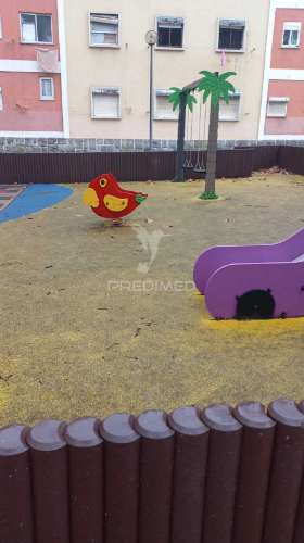 T2 remodelado no bairro da torre, cascais, com excelente localização