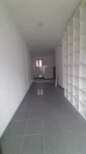 ✨ oportunidade única ✨ loja central p./ comércio ou serviços de 85,25m2 ( av. dos combatentes da grande guerra ).