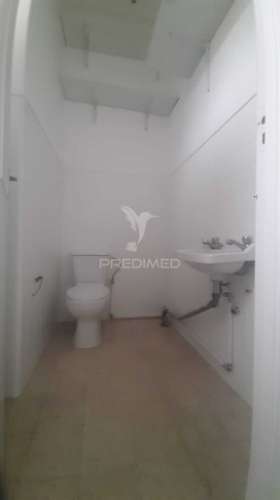 ✨ oportunidade única ✨ loja central p./ comércio ou serviços de 85,25m2 ( av. dos combatentes da grande guerra ).
