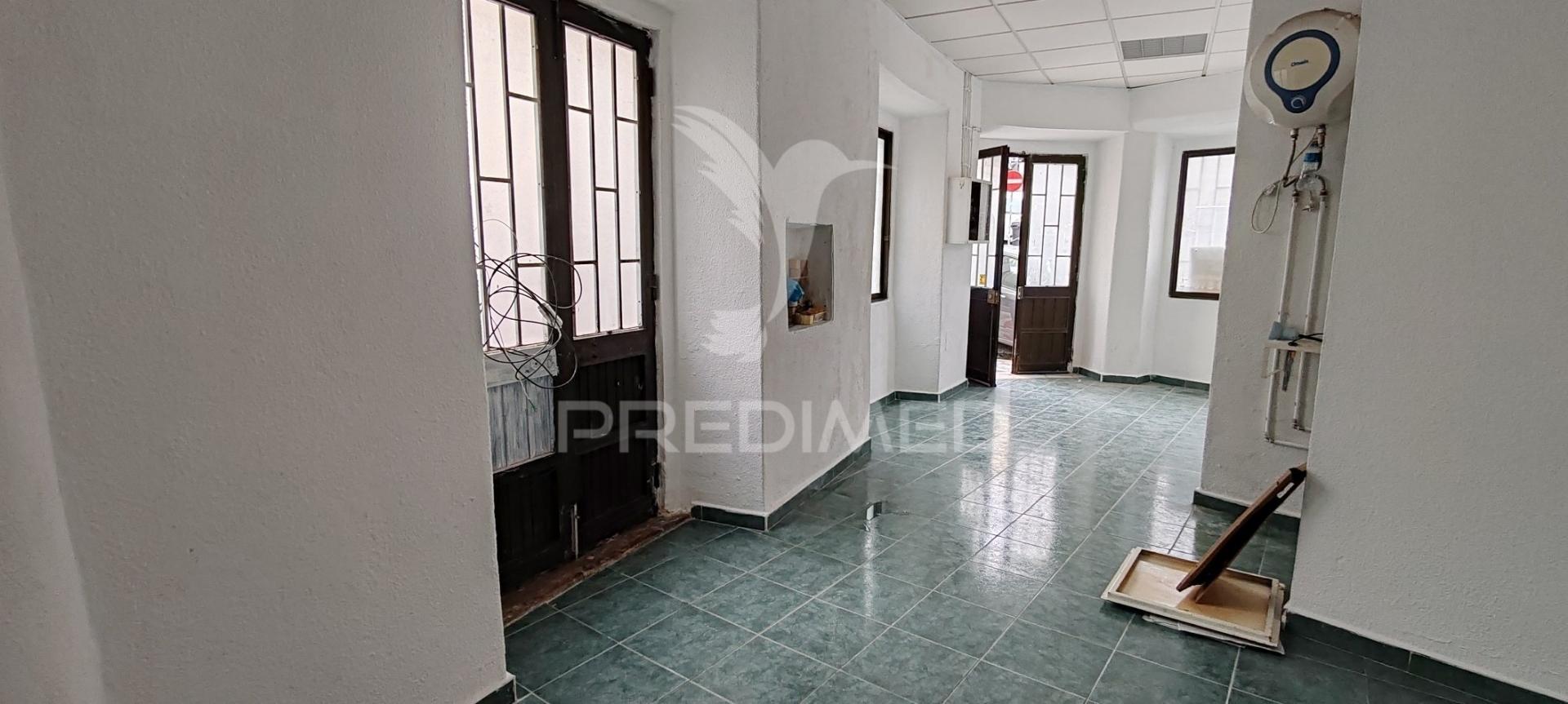 Loja em algés arrendamento