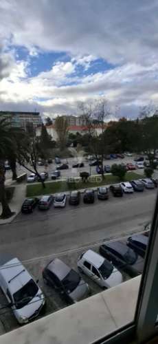 »» oportunidade única »» t2 / totalmente remodelado / liceu - setúbal