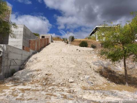 Terreno urbano na pérola de alenquer