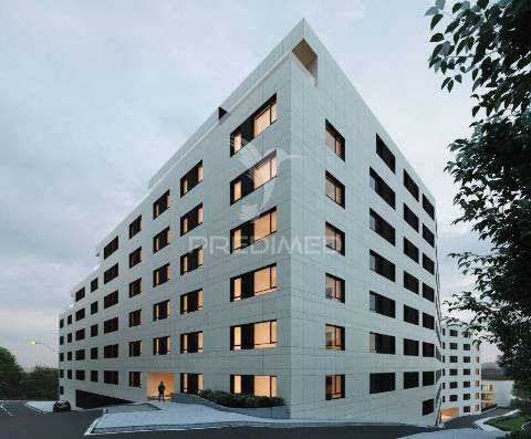 Apartamento t3 novo no centro do porto