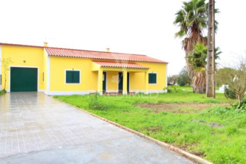 Moradia t3 com piscina