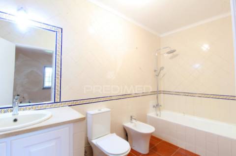 Moradia t3 com piscina