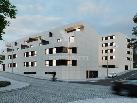 Apartamento t4 novo no centro do porto