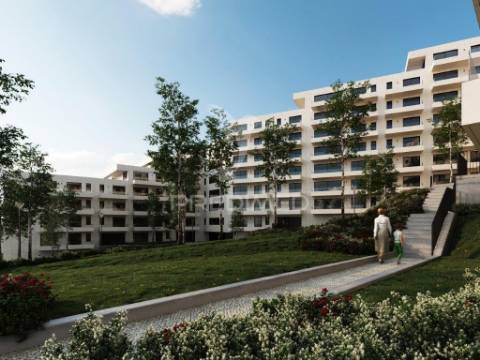 Apartamento t4 novo no centro do porto