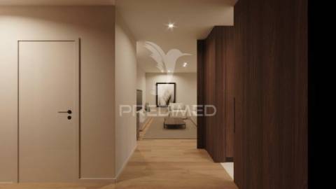 Apartamento t4 novo no centro do porto