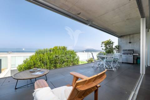 Moradia t3 de luxo em condomínio fechado | frente mar | praia de moledo