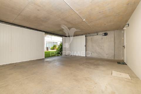 Moradia t3 de luxo em condomínio fechado | frente mar | praia de moledo
