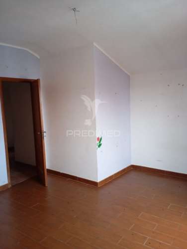 Moradia t2 orca/fundão