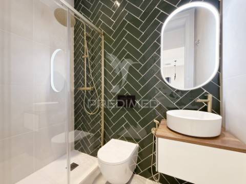 T3 totalmente renovado em lisboa - areeiro