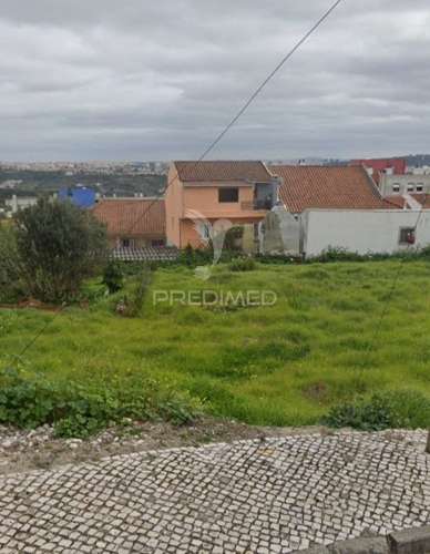 Terreno urbano para construção de moradia, amadora.