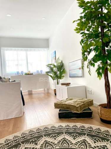Apartamento t2 benfica, totalmente renovado, no centro de lisboa!