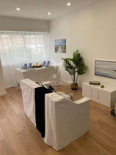 Apartamento t2 benfica, totalmente renovado, no centro de lisboa!
