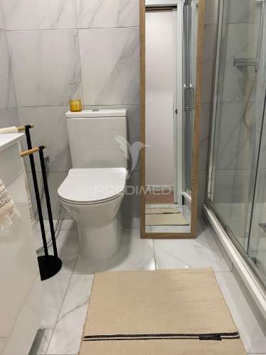 Apartamento t2 benfica, totalmente renovado, no centro de lisboa!